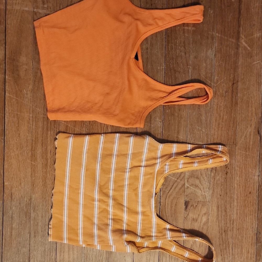 Orange and Striped Crop Tops, Schein brand